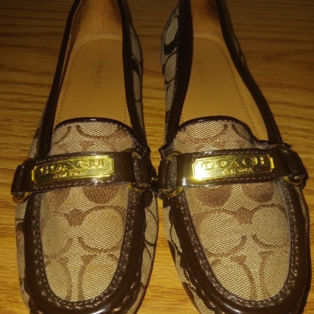 Coach dress shoes